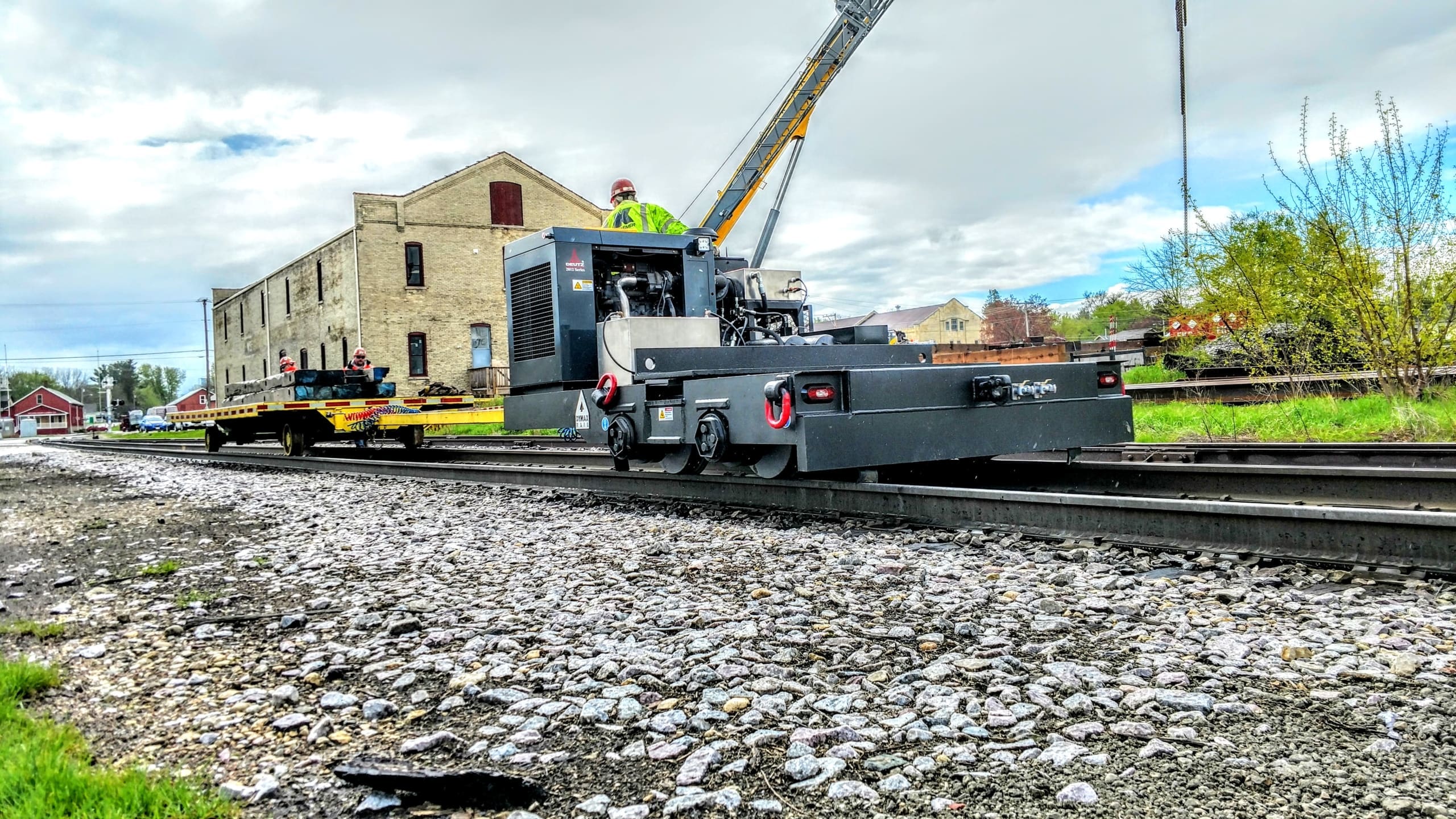 Crane Shuttle Car 1